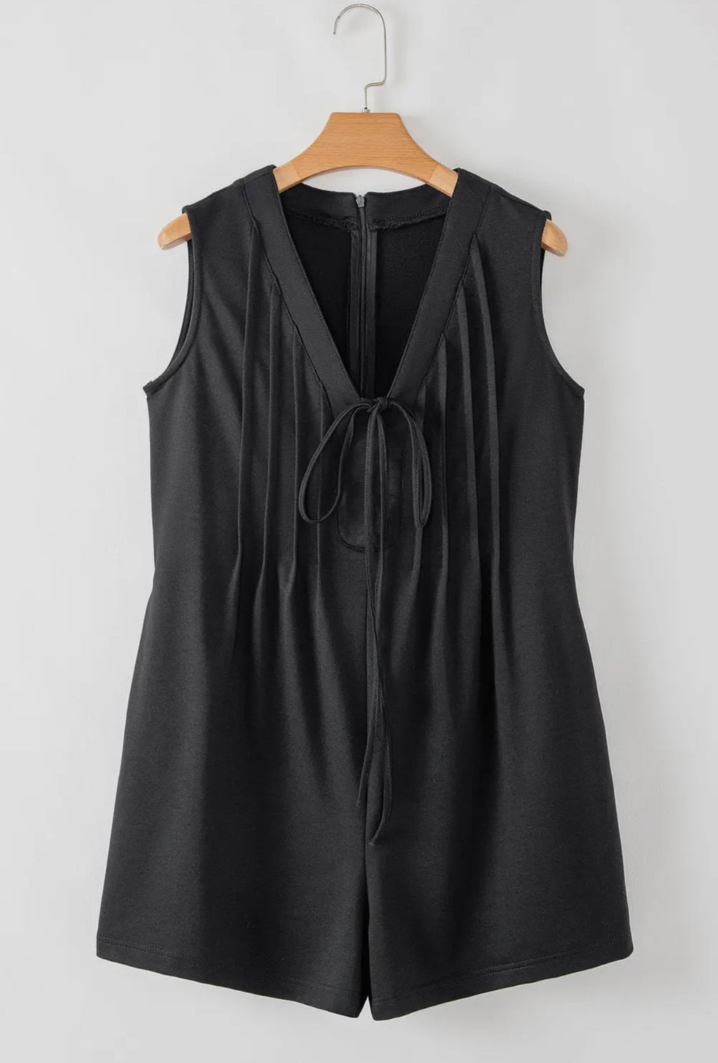 Black V Neck Tie Front
Sleeveless Romper