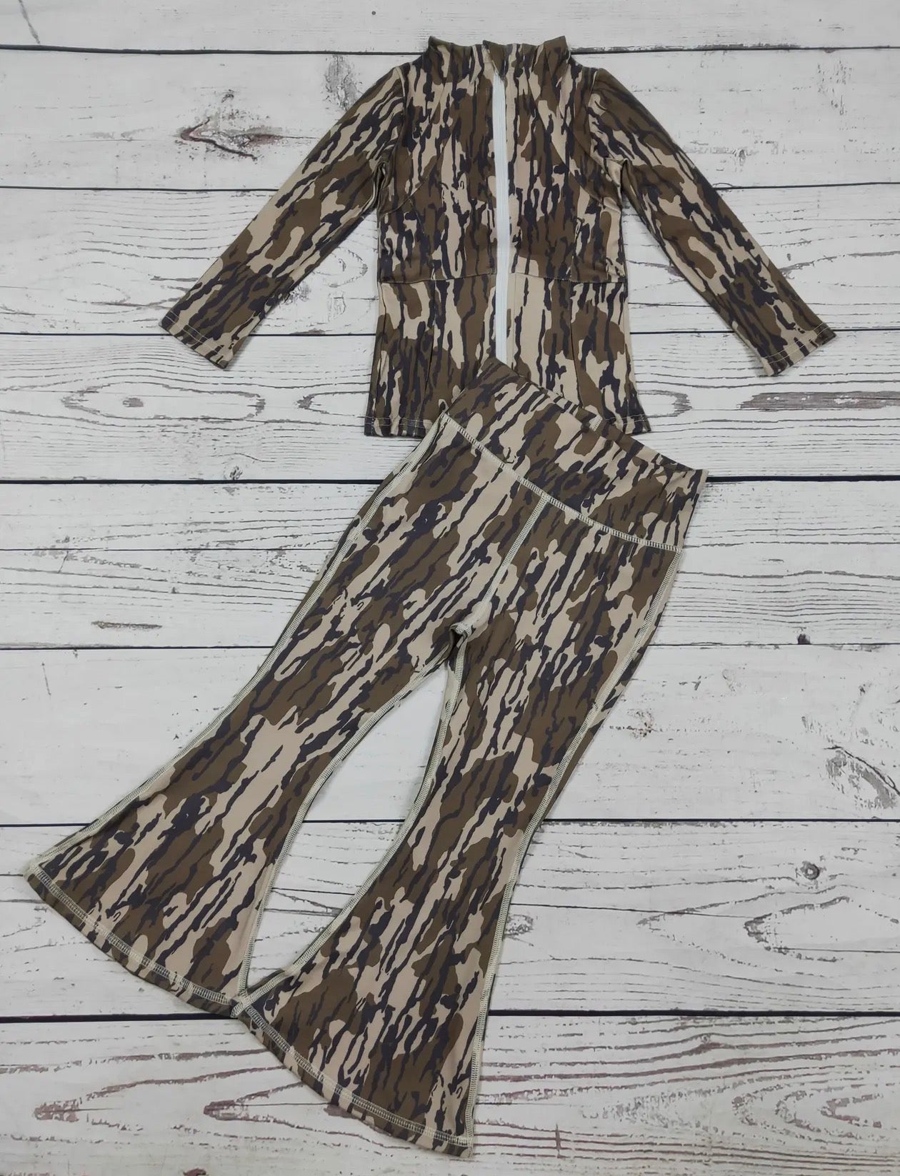 Bottomland Camo Girls Athletic Set