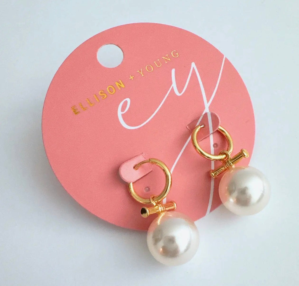 Toggle Bar Pearl Earrings- Modern
Classic Style