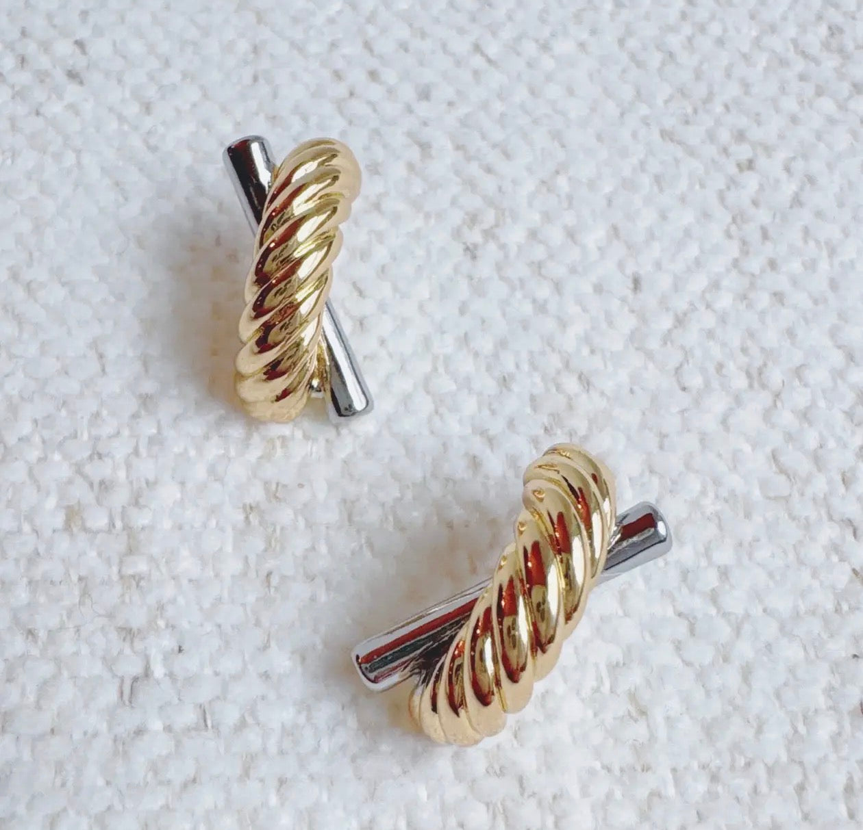 Lean On Two Tone Earrings