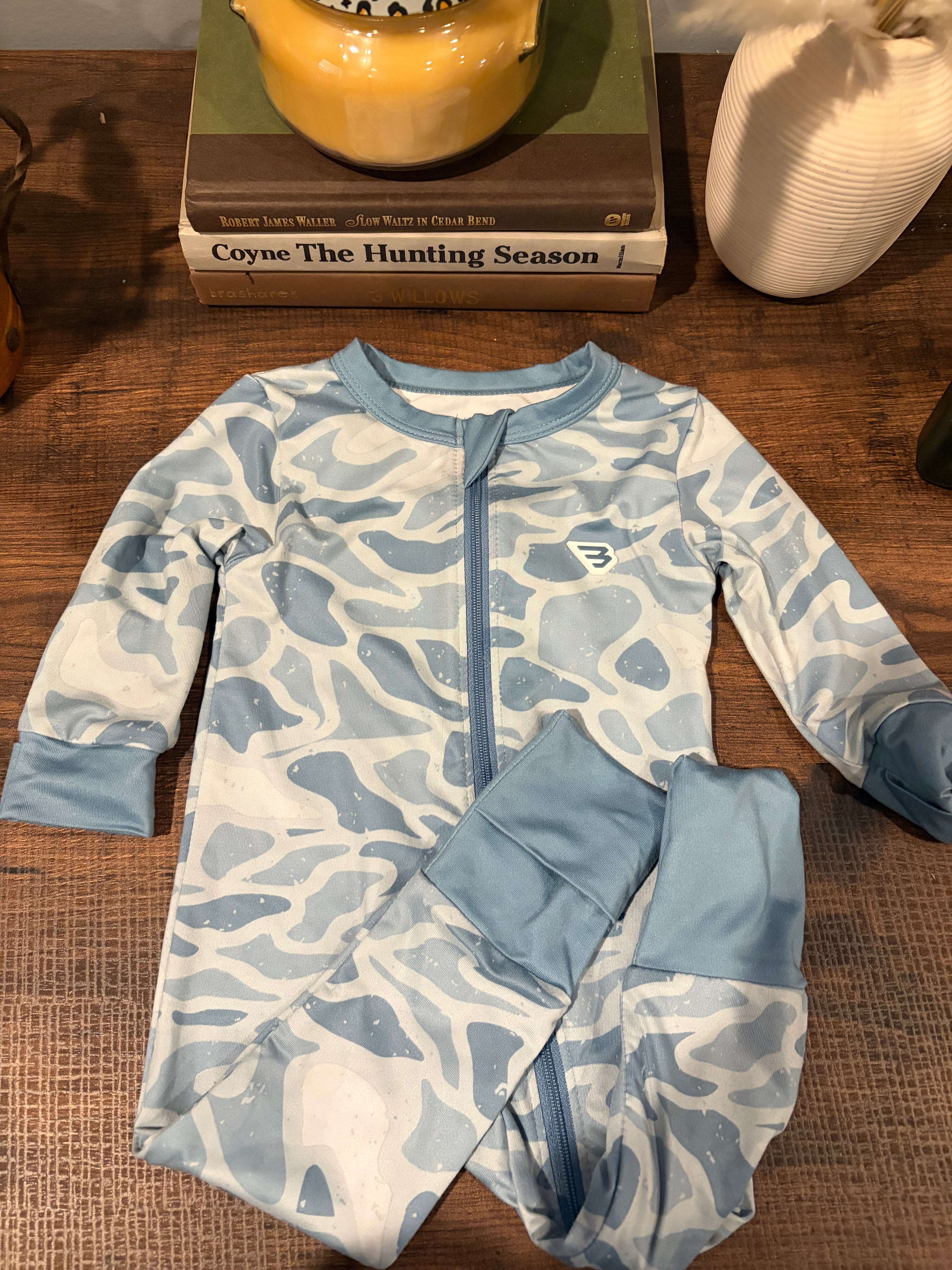 Blue camo burlebo Sleeper