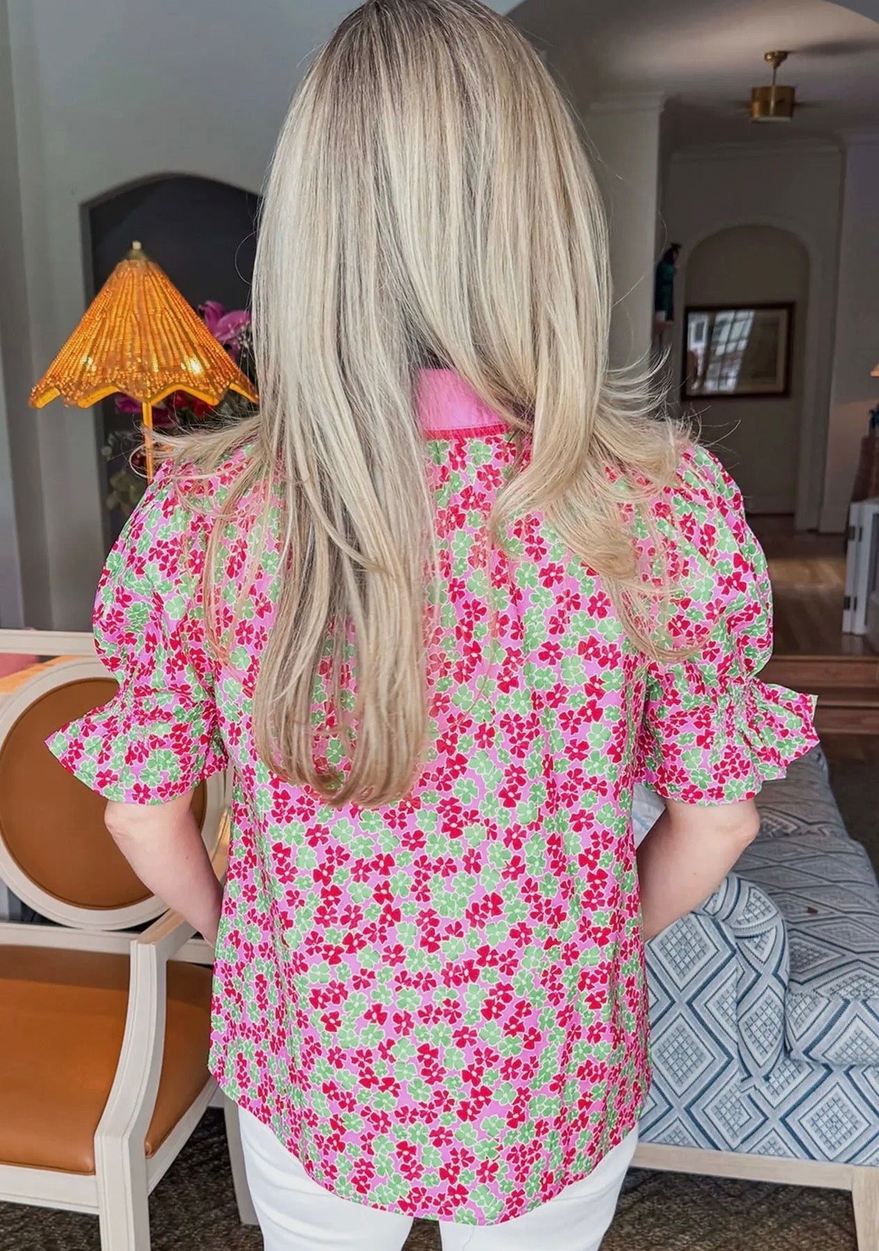 Rose Blooms Floral Collared V Neck
Short Puff Sleeve Blouse Top